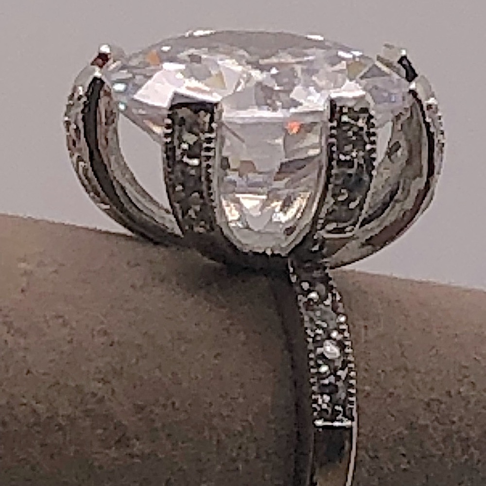 Cocktail Ring - Picture 3 of 14